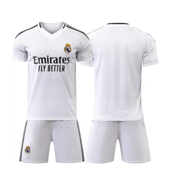 Nieuwe Real Madrid Voetbalshirts 2024/25 Thuisshirt Korte Mouw (+ Korte broeken) Kopen